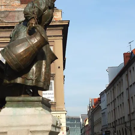 Ms Centrum Apartment *